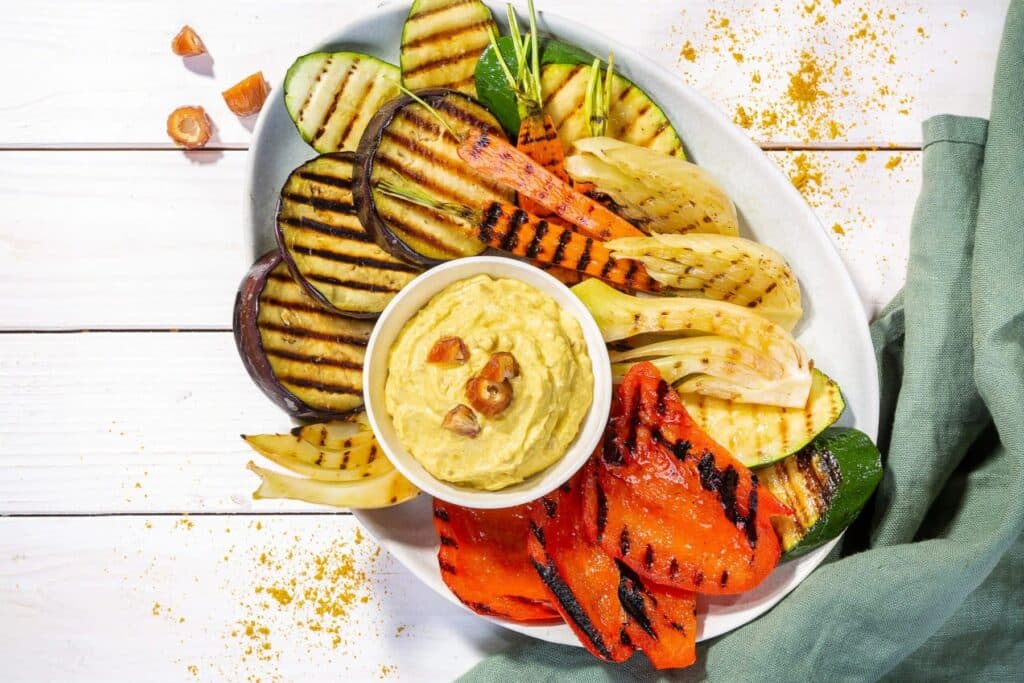 Dattel-Curry-Dip mit Grillgemüse