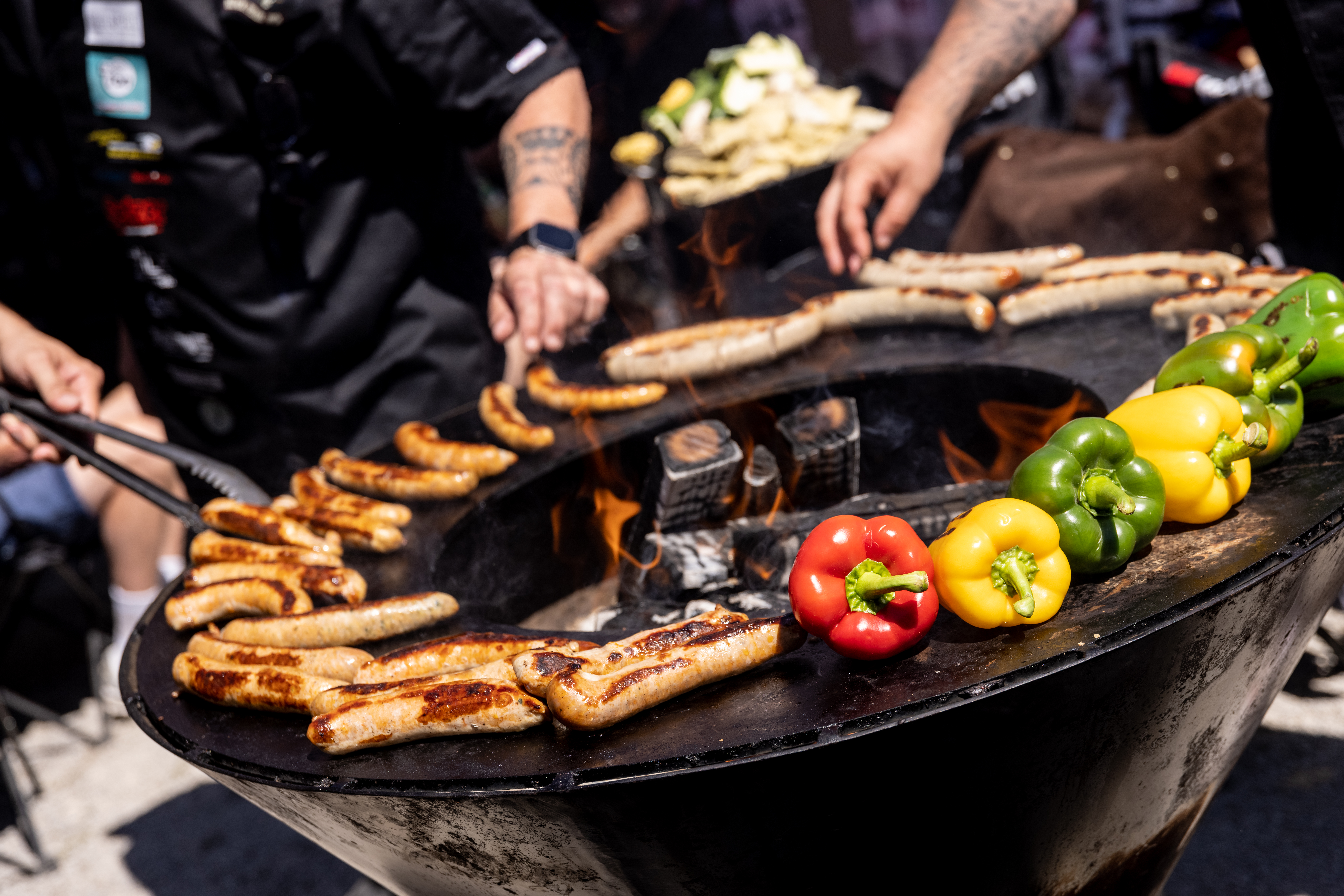 Grill WM_Würstel und Paprika develey 1165